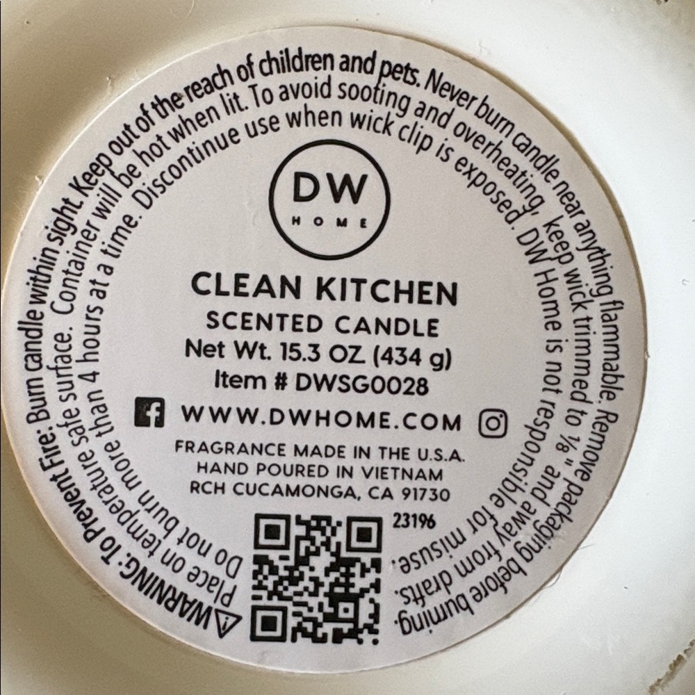 NWOT- DW Home Hand poured Clean Kitchen Scented Candle - Picture 5 of 5